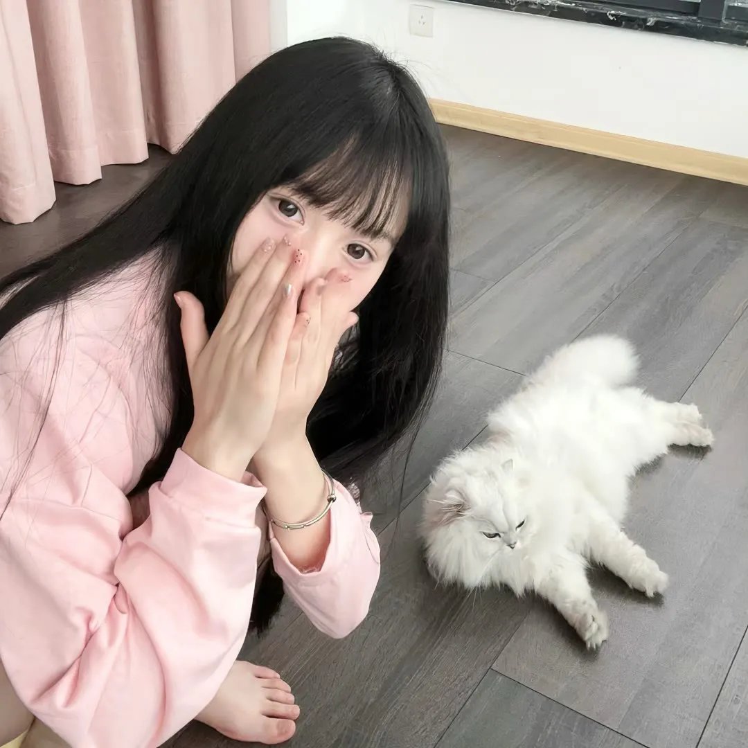 垃圾箱里的婴儿